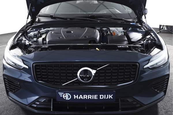 Volvo V60 2.0 T6 Plug-in hybrid AWD Ultra Dark | S/K-Panodak | Dig. Cockpit | Adapt. Cruise | Stoel-+Stuurverw. | PDC | 360 Camera | NAV + App. Connect | ECC | Elek. Klep | LM 19" | 8823