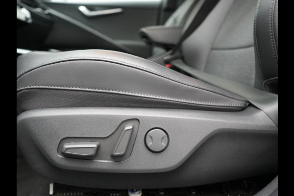 Kia Niro 1.6 GDi ExecutiveLine PHEV 182pk Dealer O.H. | Trekhaak | Adaptive Cruise | Head Up | Camera | Harman / Kardon | Lederen Sporstoelen Memory & Ventilatie | Keyless | Blis | Stoelen & Stuur Verwarmd | Apple Carplay | Navigatie | DAB | Plug In Hybrid |