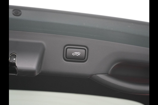 Kia Niro 1.6 GDi ExecutiveLine PHEV 182pk Dealer O.H. | Trekhaak | Adaptive Cruise | Head Up | Camera | Harman / Kardon | Lederen Sporstoelen Memory & Ventilatie | Keyless | Blis | Stoelen & Stuur Verwarmd | Apple Carplay | Navigatie | DAB | Plug In Hybrid |