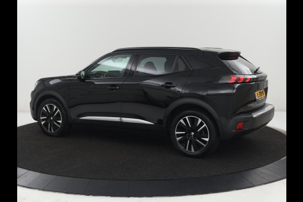 Peugeot e-2008 EV GT Pack 50 kWh | SOH 91,8% | Stoelverwarming | Adaptive cruise | Leder/Alcantara | Carplay | Keyless | Sfeerverlichting | Camera | Navigatie | Parkeerhulp | Full LED | Bluetooth