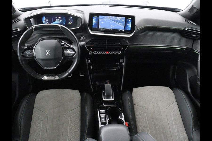 Peugeot e-2008 EV GT Pack 50 kWh | SOH 91,8% | Stoelverwarming | Adaptive cruise | Leder/Alcantara | Carplay | Keyless | Sfeerverlichting | Camera | Navigatie | Parkeerhulp | Full LED | Bluetooth