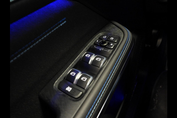 Lynk & Co 01 1.5 PHEV Plug-In ZWARTE HEMEL/360CAM/SCHUIFDAK/LED/20"LMV!