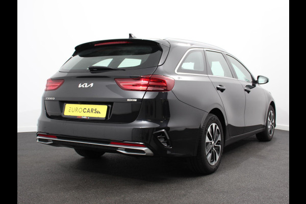 Kia Ceed Sportswagon 1.6 GDI PHEV DynamicLine Automaat Climate control Keyless Cruise control LED Parkeersensoren achter Camera Stuur verwarming Stoel verwarming Apple Carplay/ Andriod Auto
