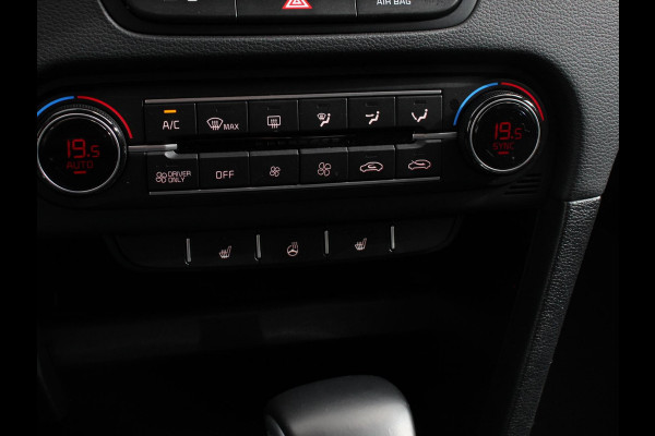 Kia Ceed Sportswagon 1.6 GDI PHEV DynamicLine Automaat Climate control Keyless Cruise control LED Parkeersensoren achter Camera Stuur verwarming Stoel verwarming Apple Carplay/ Andriod Auto