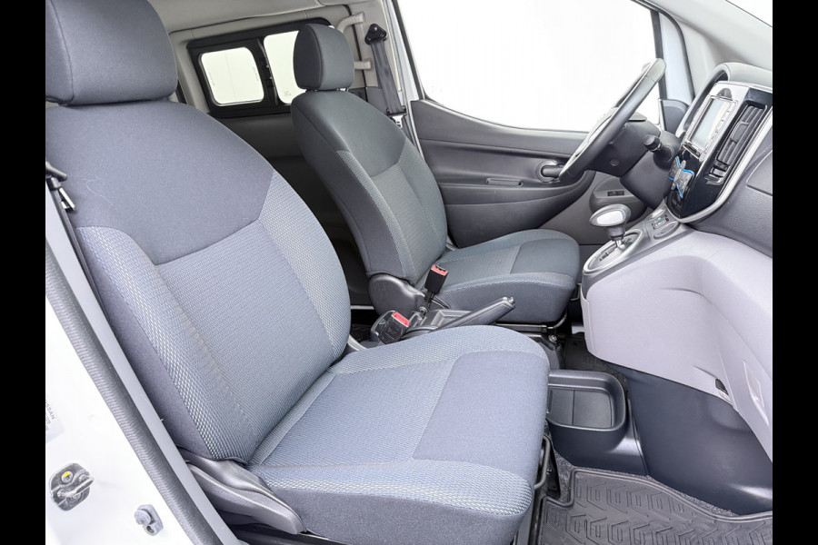 Nissan e-NV200 Evalia 7-Persoons SOH 93% 40kWh Camera Navi Stoel+Stuurverwarming Cruise Control Ecc Connect Edition Schuifdeuren Privacy Glas Lmv Regen+Lichtsensor Isofix Keyless 1e Eigenaar Origineel Nederlandse Bus