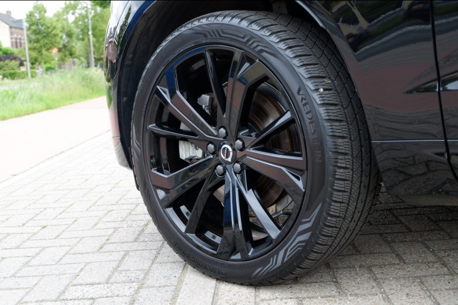 Volvo XC60 2.0 T8 AWD+ Black Ed. PHEV / INCL. 12mnd BOVAG / 360 camera