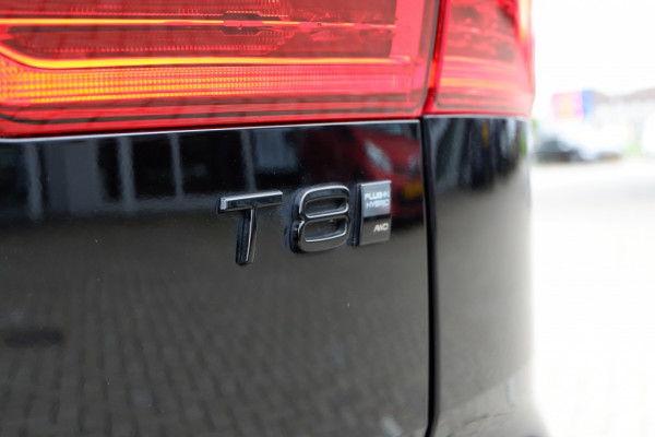 Volvo XC60 2.0 T8 AWD+ Black Ed. PHEV / INCL. 12mnd BOVAG / 360 camera