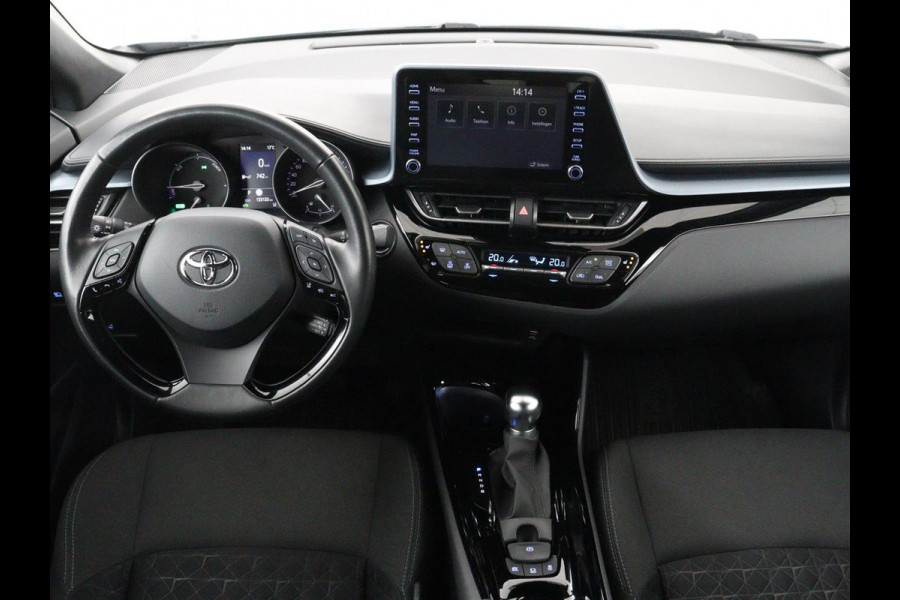 Toyota C-HR 1.8 Hybrid Executive | Trekhaak | Stuurverwarming | Adaptive cruise | Camera | Carplay | Park Assist | Stoelverwarming | Keyless | Bluetooth | Full LED | Side Assist