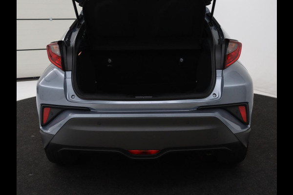 Toyota C-HR 1.8 Hybrid Executive | Trekhaak | Stuurverwarming | Adaptive cruise | Camera | Carplay | Park Assist | Stoelverwarming | Keyless | Bluetooth | Full LED | Side Assist