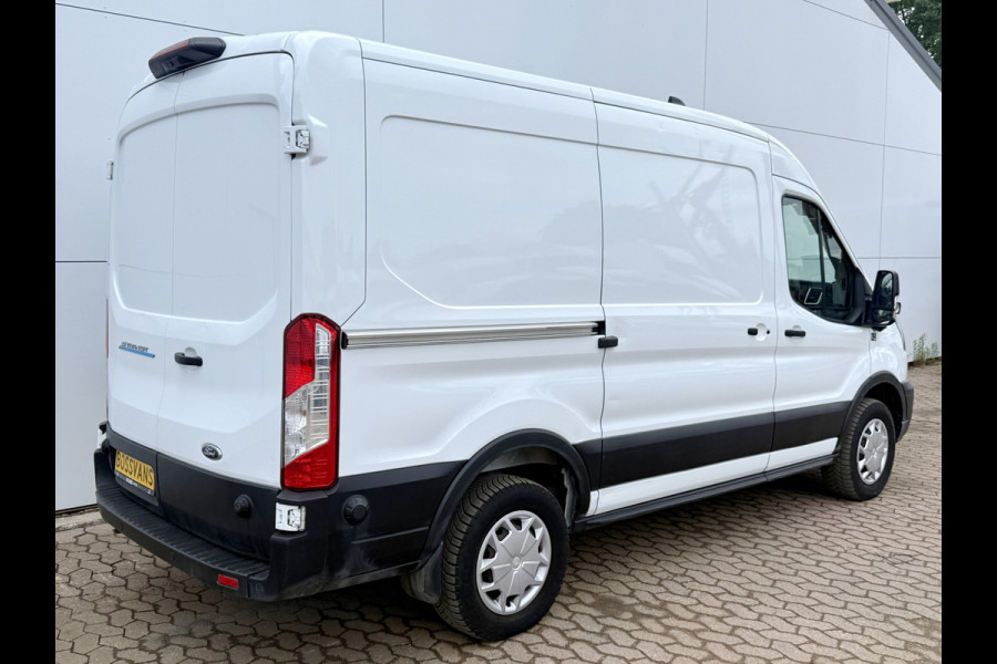 Ford E-Transit 68kWh 184PK L2H2 334km WLTP 96,5% (SOH) Climate Control Cruise Control CarPlay Navigatie Parkeersensoren v+a