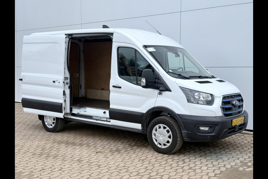 Ford E-Transit 68kWh 184PK L2H2 334km WLTP 96,5% (SOH) Climate Control Cruise Control CarPlay Navigatie Parkeersensoren v+a