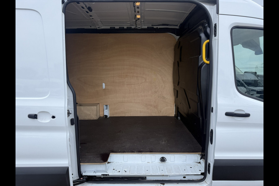 Ford E-Transit 68kWh 184PK L2H2 334km WLTP 96,5% (SOH) Climate Control Cruise Control CarPlay Navigatie Parkeersensoren v+a