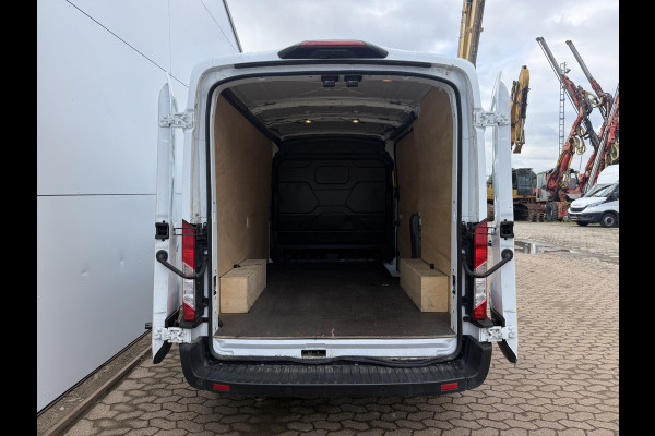 Ford E-Transit 68kWh 184PK L2H2 334km WLTP 96,5% (SOH) Climate Control Cruise Control CarPlay Navigatie Parkeersensoren v+a