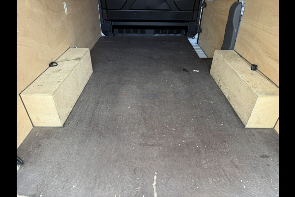 Ford E-Transit 68kWh 184PK L2H2 334km WLTP 96,5% (SOH) Climate Control Cruise Control CarPlay Navigatie Parkeersensoren v+a