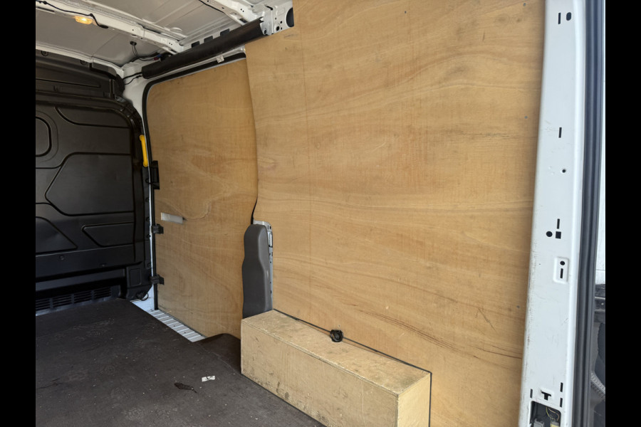 Ford E-Transit 68kWh 184PK L2H2 334km WLTP 96,5% (SOH) Climate Control Cruise Control CarPlay Navigatie Parkeersensoren v+a
