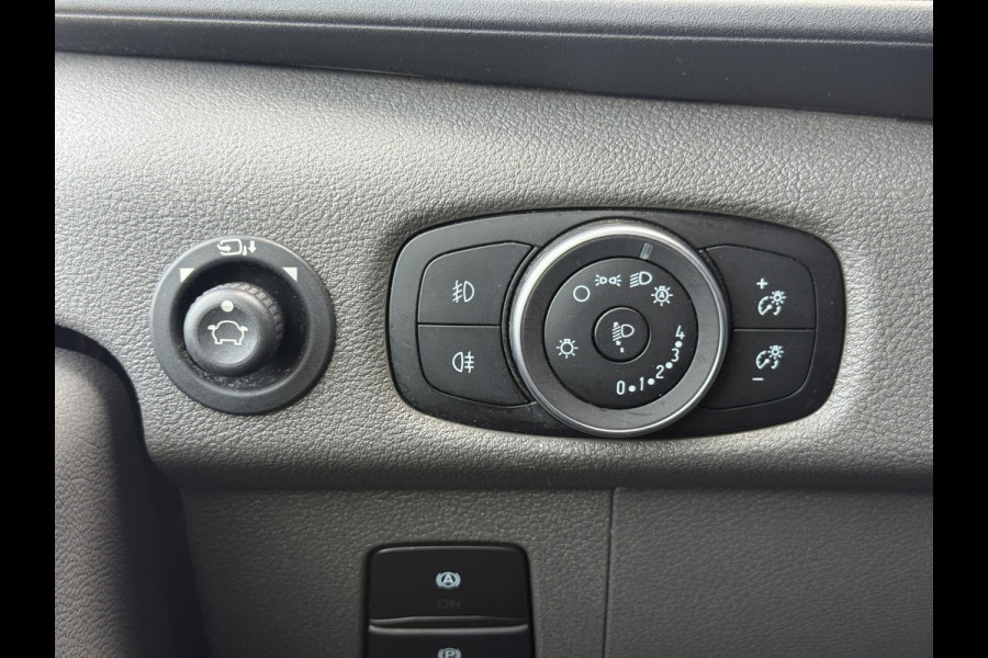 Ford E-Transit 68kWh 184PK L2H2 334km WLTP 96,5% (SOH) Climate Control Cruise Control CarPlay Navigatie Parkeersensoren v+a
