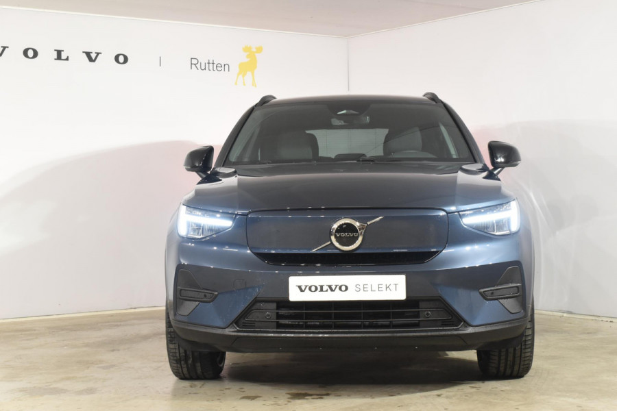Volvo EX40 252PK Single Motor Extended Range Core Business Business Edition / Navigatie / Camera / Adaptive Cruise control / Stuur & Stoelverwarming / Harman Kardon / Getinte Ramen / 19" LM Velgen