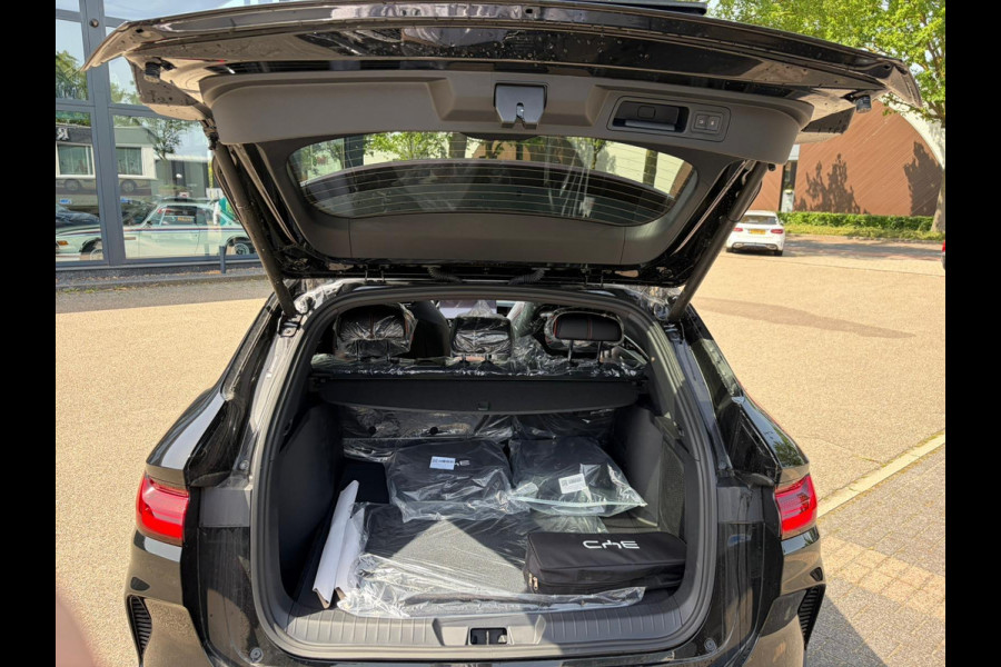 BYD SEAL U 1.5 DM-i FWD Boost VAN: 38.900,- VOOR: 33.877,- UW WKVOORDEEL: 5.023,- | NIEUWE AUTO UIT VOORRAAD LEVERBAAR | 6 JAAR GARANTIE T/M 02-2032 | ALL-IN PRIJS | BTW VERREKENBAAR | FULL OPTION | PANODAK | ELEKTRISCHE STOELEN | ELEKTRISCHE ACHTERKLEP | BOUNDLESS CLOUD