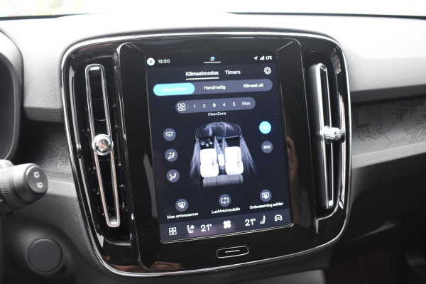Volvo EX40 252PK Single Motor Extended Range Core Business Business Edition / Navigatie / Camera / Adaptive Cruise control / Stuur & Stoelverwarming / Harman Kardon / Getinte Ramen / 19" LM Velgen