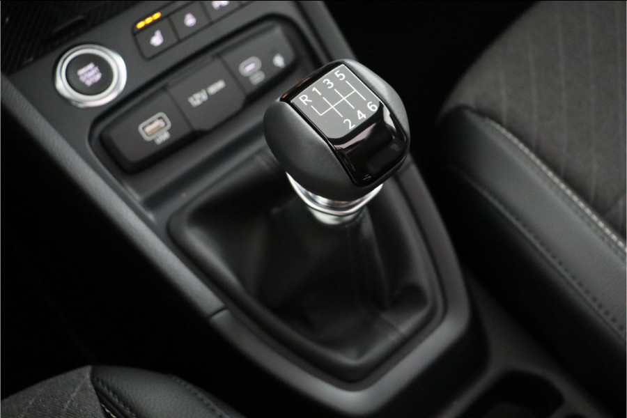 Kia Stonic 1.0 T-GDi MHEV GT-Line - Adaptief cruise control - Facelift - Stoel/ stuurwiel verwarming - Panorama dak - LED verlichting Fabrieksgarantie tot 12-2032