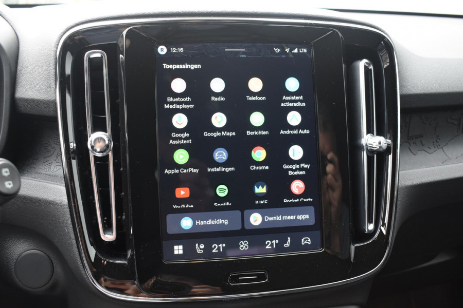 Volvo EX40 252PK Single Extended Range Core Business / Driver Assist / Adaptieve cruise control / BLIS / Stoel - en stuurwielverwarming / Pakeersensoren met camera / Apple carplay /