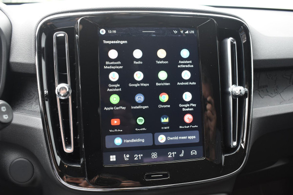 Volvo EX40 252PK Single Extended Range Core Business / Driver Assist / Adaptieve cruise control / BLIS / Stoel - en stuurwielverwarming / Pakeersensoren met camera / Apple carplay /