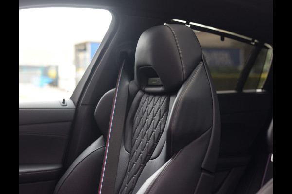 BMW X6 40i xDrive | Pano - Trekhaak - HUD