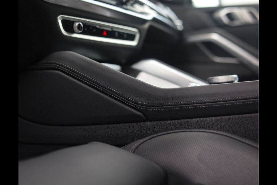 BMW X6 40i xDrive | Pano - Trekhaak - HUD