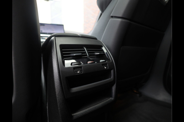BMW X6 40i xDrive | Pano - Trekhaak - HUD