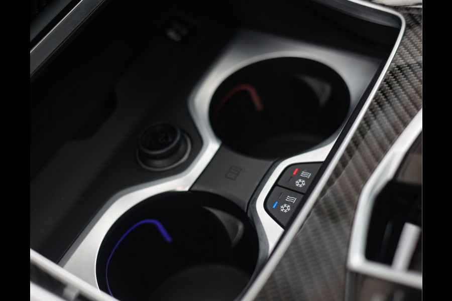 BMW X6 40i xDrive | Pano - Trekhaak - HUD