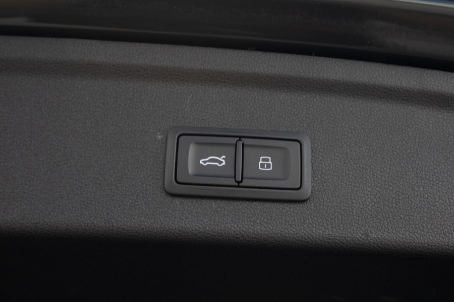 Audi A3 Sportback 40 TFSIe Advanced edition Pano Camera Led Stoelverwarming