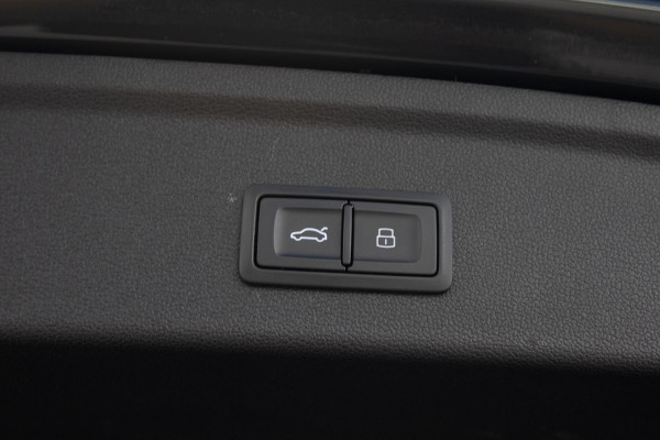 Audi A3 Sportback 40 TFSIe Advanced edition Pano Camera Led Stoelverwarming