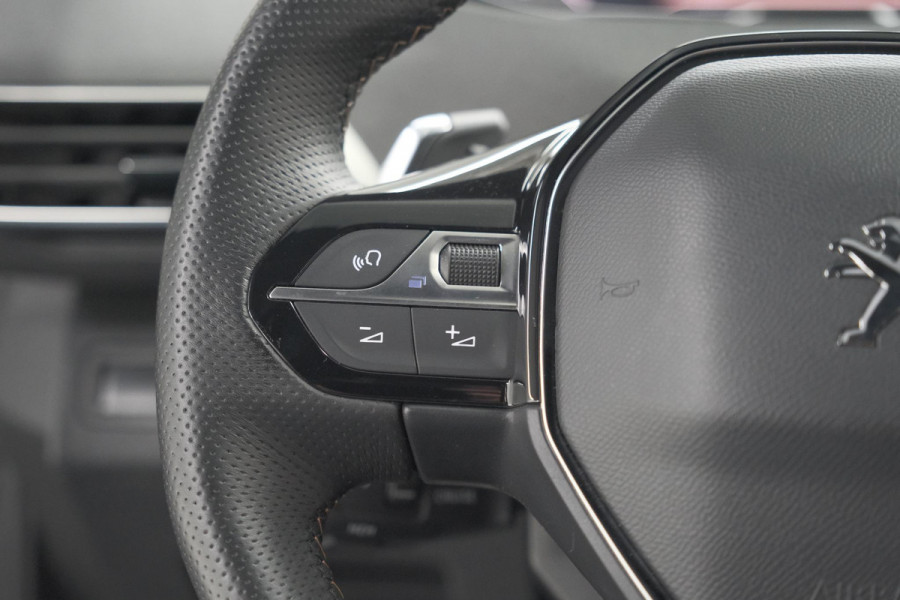Peugeot 3008 PureTech 130 EAT8 GT | Camera | Dodehoekdetectie | Adaptieve Cruise Control