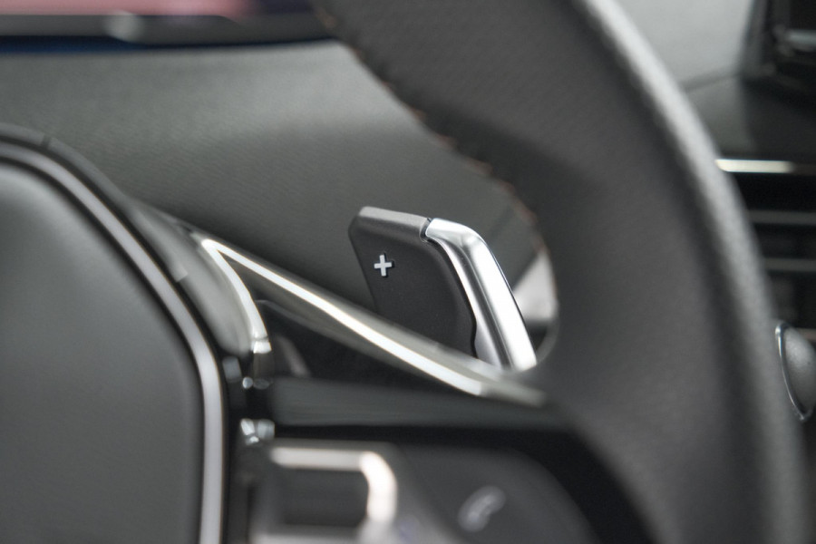 Peugeot 3008 PureTech 130 EAT8 GT | Camera | Dodehoekdetectie | Adaptieve Cruise Control