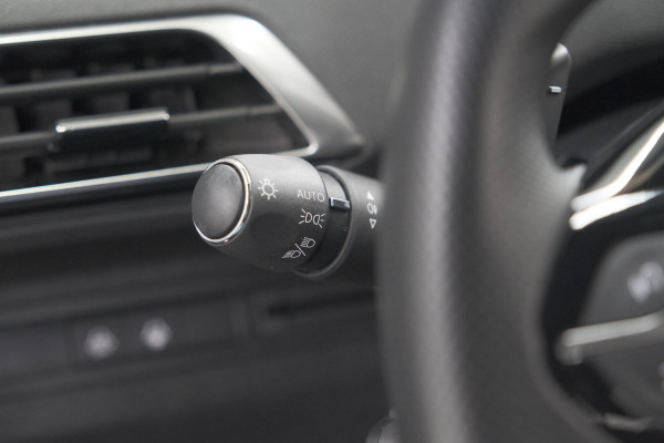 Peugeot 3008 PureTech 130 EAT8 GT | Camera | Dodehoekdetectie | Adaptieve Cruise Control