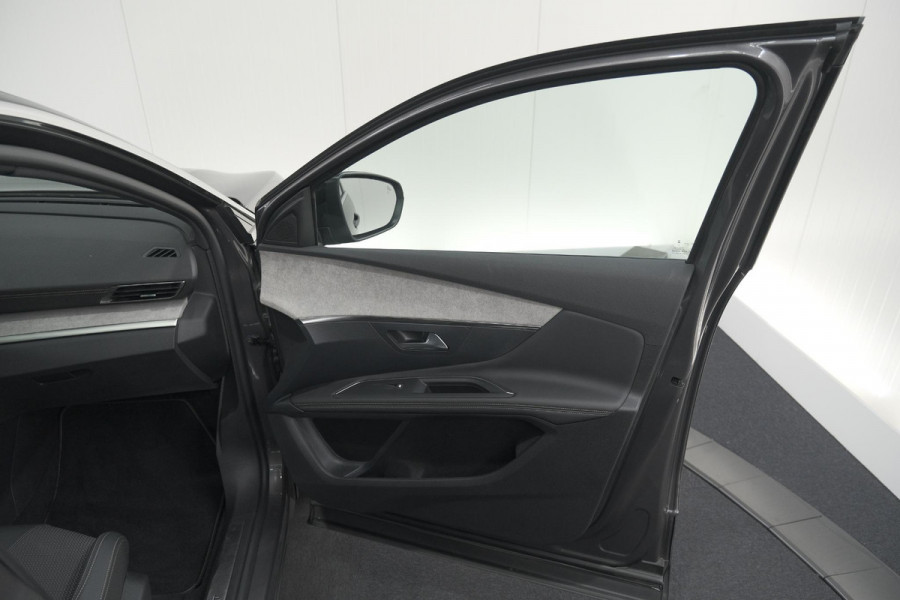 Peugeot 3008 PureTech 130 EAT8 GT | Camera | Dodehoekdetectie | Adaptieve Cruise Control