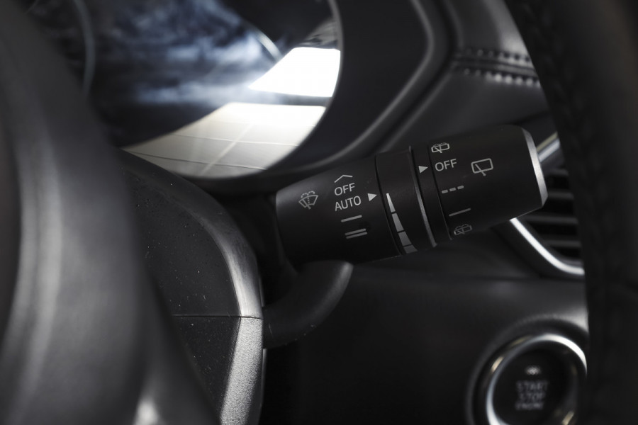 Mazda CX-5 2.0 SkyActiv-G 165 Advantage 165 PK Org. NL | Cruise | Stoel-+Stuurverw. | PDC | 360 Camera | NAV + App. Connect | ECC | Afn. Trekhaak | LM 19" |