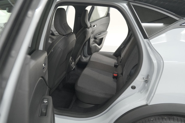 Renault Captur 1.8 E-Tech full hybrid 160 techno | Camera | Adaptieve Cruise Control | Navigatie | Zwarte 18 Inch Velgen