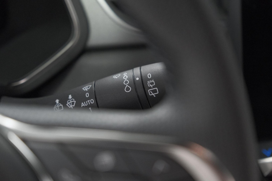 Renault Captur 1.8 E-Tech full hybrid 160 techno | Camera | Adaptieve Cruise Control | Navigatie | Zwarte 18 Inch Velgen