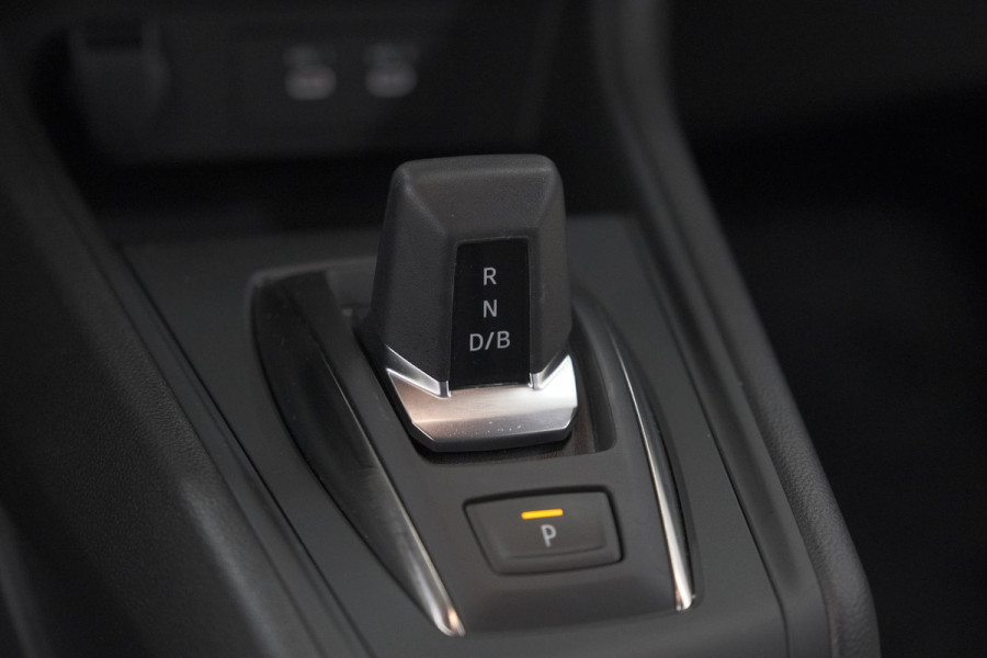 Renault Captur 1.8 E-Tech full hybrid 160 techno | Camera | Adaptieve Cruise Control | Navigatie | Zwarte 18 Inch Velgen