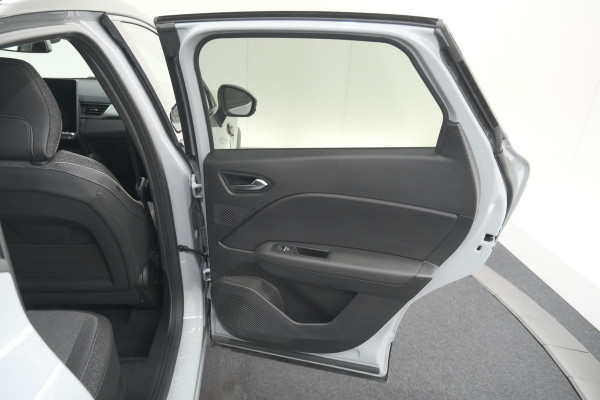 Renault Captur 1.8 E-Tech full hybrid 160 techno | Camera | Adaptieve Cruise Control | Navigatie | Zwarte 18 Inch Velgen