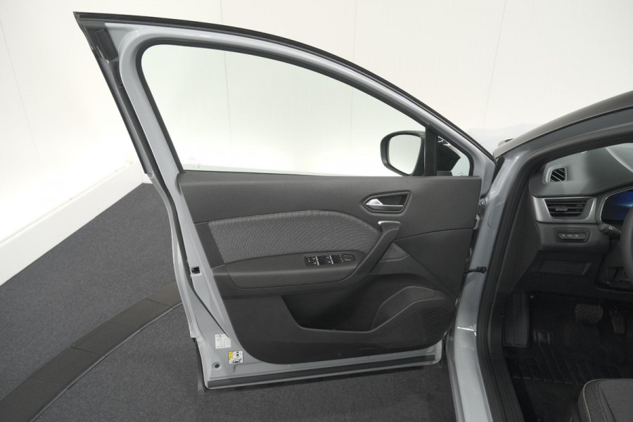 Renault Captur 1.8 E-Tech full hybrid 160 techno | Camera | Adaptieve Cruise Control | Navigatie | Zwarte 18 Inch Velgen