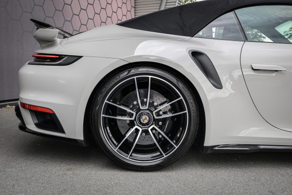 Porsche 911 Cabrio 3.8 Turbo S | SPORT DESIGN AERO KIT | LIFTING | FULL PPF | BOSE | GT SPORTSTUUR MET VERWARMING | PDLS+ | 360CAM | PASM |