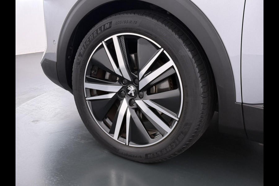 Peugeot 3008 1.6 HYbrid 225 GT ACC INCL. STOP&GO-FUNCTIE | MEMORY SEAT | ALCANTARA | ELEKTRISCHE KOFFERBAK | 19 INCH | FOCAL AUDIO | STOELVERWARMING | RIJKLAAR GELEVERD MET 12 MND BOVAG GARANTIE