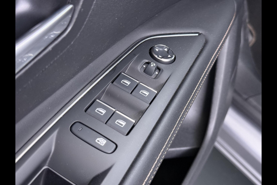 Peugeot 3008 1.6 HYbrid 225 GT ACC INCL. STOP&GO-FUNCTIE | MEMORY SEAT | ALCANTARA | ELEKTRISCHE KOFFERBAK | 19 INCH | FOCAL AUDIO | STOELVERWARMING | RIJKLAAR GELEVERD MET 12 MND BOVAG GARANTIE