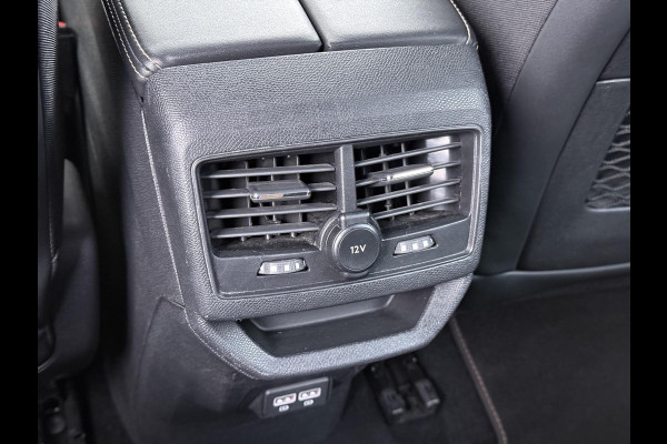 Peugeot 3008 1.6 HYbrid 225 GT ACC INCL. STOP&GO-FUNCTIE | MEMORY SEAT | ALCANTARA | ELEKTRISCHE KOFFERBAK | 19 INCH | FOCAL AUDIO | STOELVERWARMING | RIJKLAAR GELEVERD MET 12 MND BOVAG GARANTIE