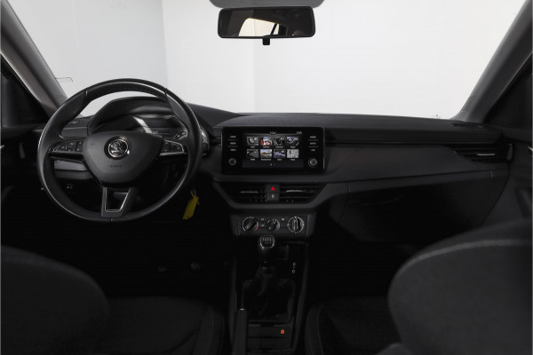 Škoda SCALA 1.0 TSI 116 PK Ambition Org. NL | Cruise | PDC | App. Connect | Airco | Elek. Trekhaak | LM 16" |