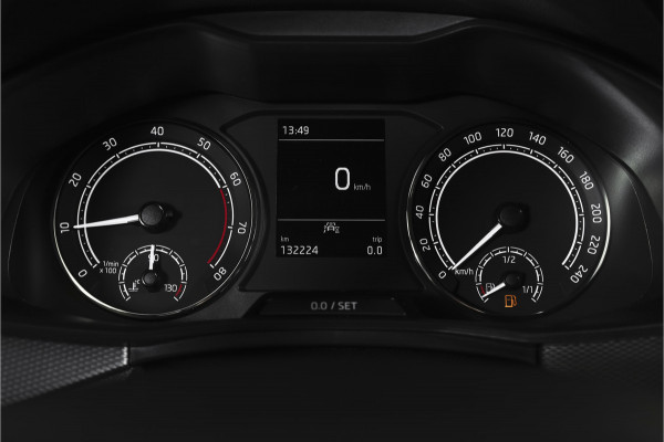 Škoda SCALA 1.0 TSI 116 PK Ambition Org. NL | Cruise | PDC | App. Connect | Airco | Elek. Trekhaak | LM 16" |
