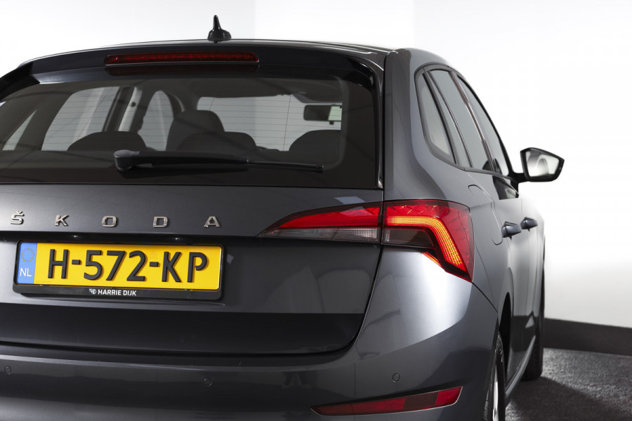 Škoda SCALA 1.0 TSI 116 PK Ambition Org. NL | Cruise | PDC | App. Connect | Airco | Elek. Trekhaak | LM 16" |