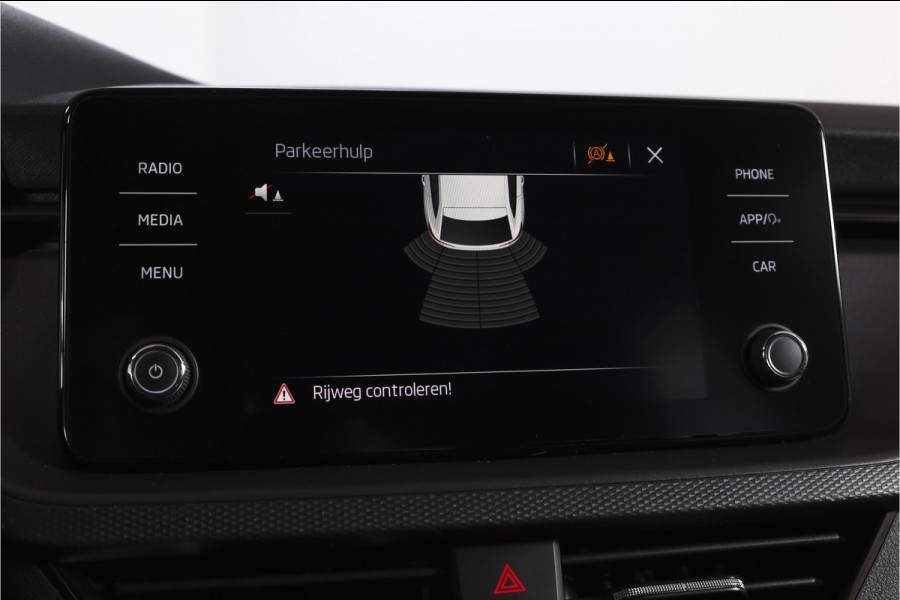 Škoda SCALA 1.0 TSI 116 PK Ambition Org. NL | Cruise | PDC | App. Connect | Airco | Elek. Trekhaak | LM 16" |